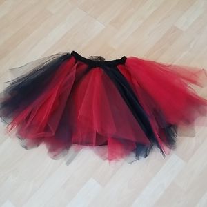 BLACK AND RED TUTU